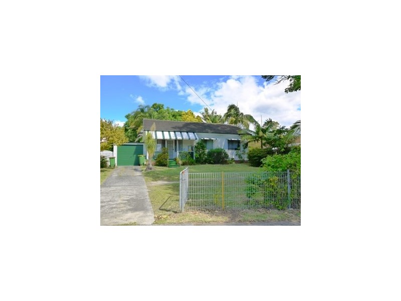 221 Brisbane Water Drive, Point Clare NSW 2250