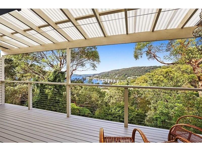 27 Sandstone Crescent, Tascott NSW 2250