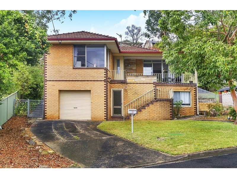 29 Fiona Street, Point Clare NSW 2250