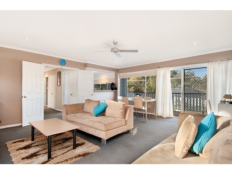 6 Dolphin Street, Tascott NSW 2250