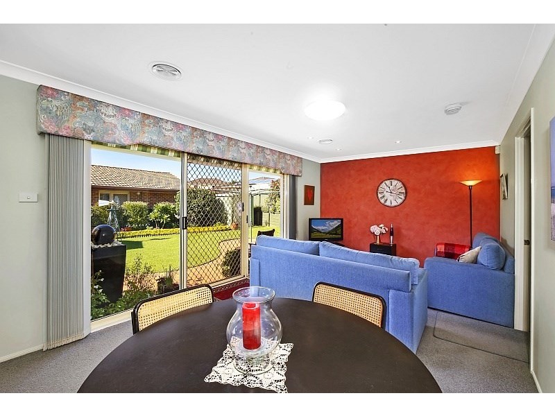 19 Singleton Road, Point Clare NSW 2250
