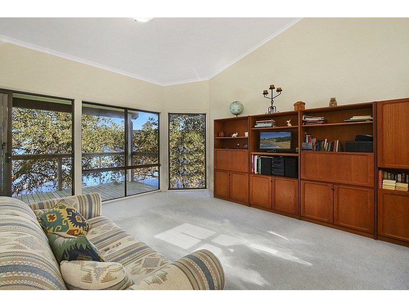 “Baloo” Waterview Crescent, Tascott NSW 2250