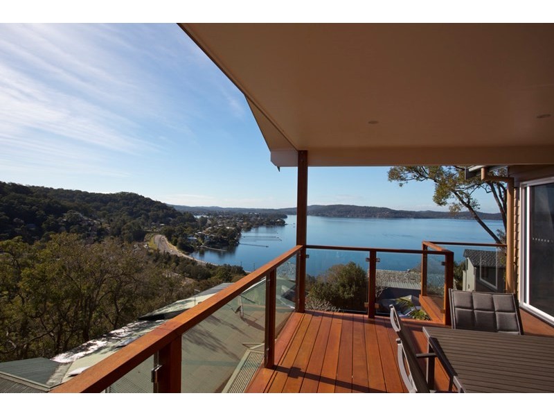 10 Sublime Point Avenue, Tascott NSW 2250
