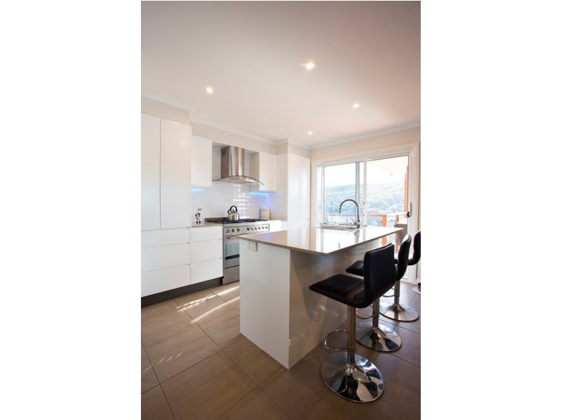 10 Sublime Point Avenue, Tascott NSW 2250