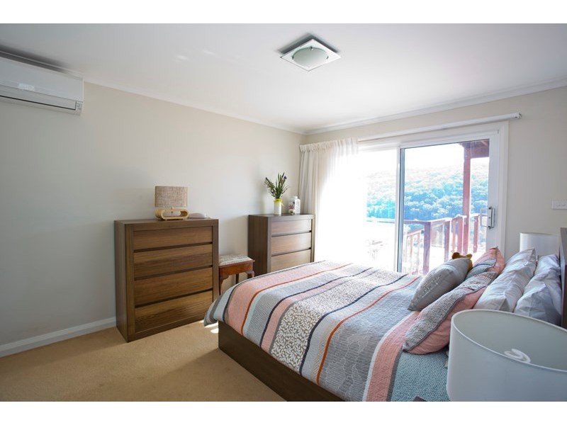 10 Sublime Point Avenue, Tascott NSW 2250