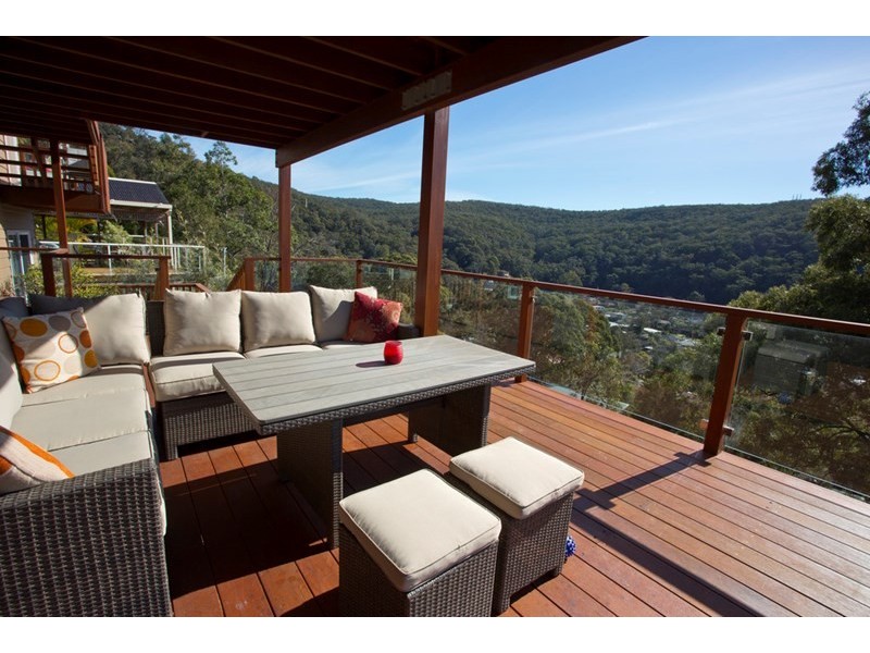 10 Sublime Point Avenue, Tascott NSW 2250