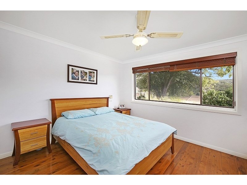 19 Sunnyside Avenue, Point Clare NSW 2250