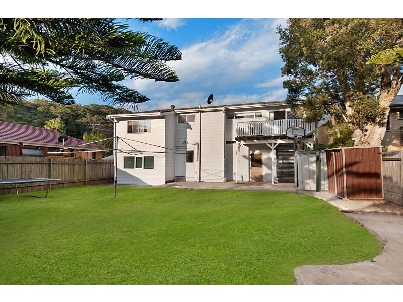 6 Dolphin Street, Tascott NSW 2250