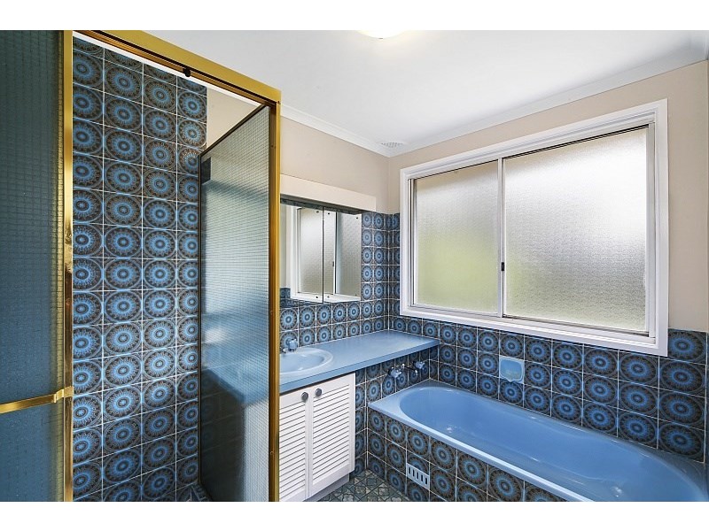 29 Bayline Drive, Point Clare NSW 2250
