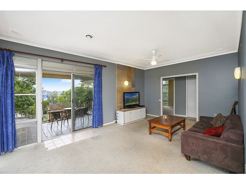 29 Fiona Street, Point Clare NSW 2250