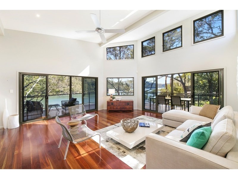 74 Point Road, Mooney Mooney NSW 2083