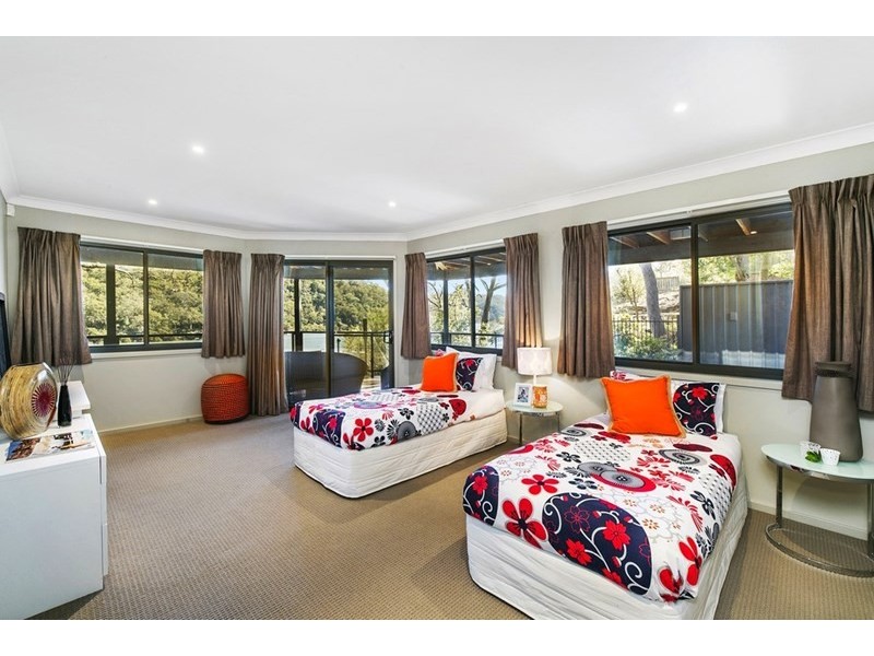 74 Point Road, Mooney Mooney NSW 2083