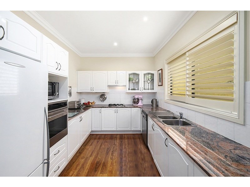 34/2 Adcock Avenue, Gosford NSW 2250