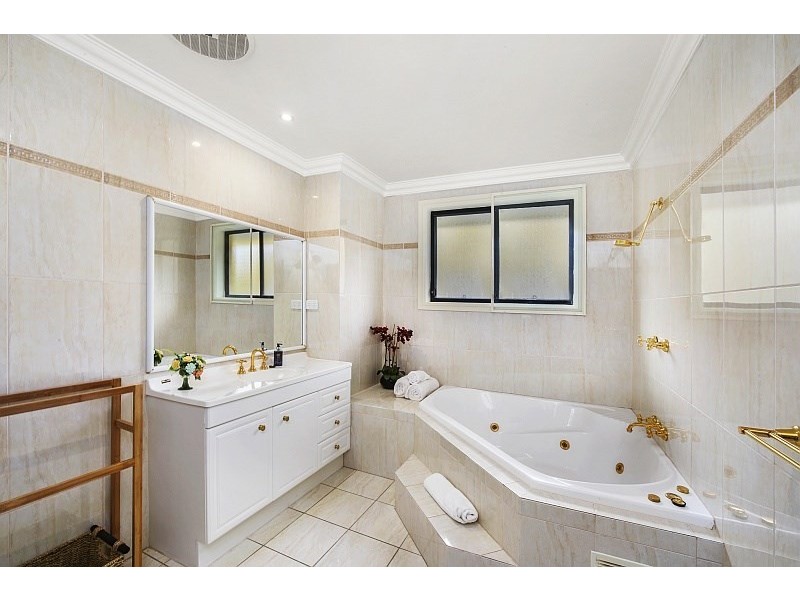 34/2 Adcock Avenue, Gosford NSW 2250