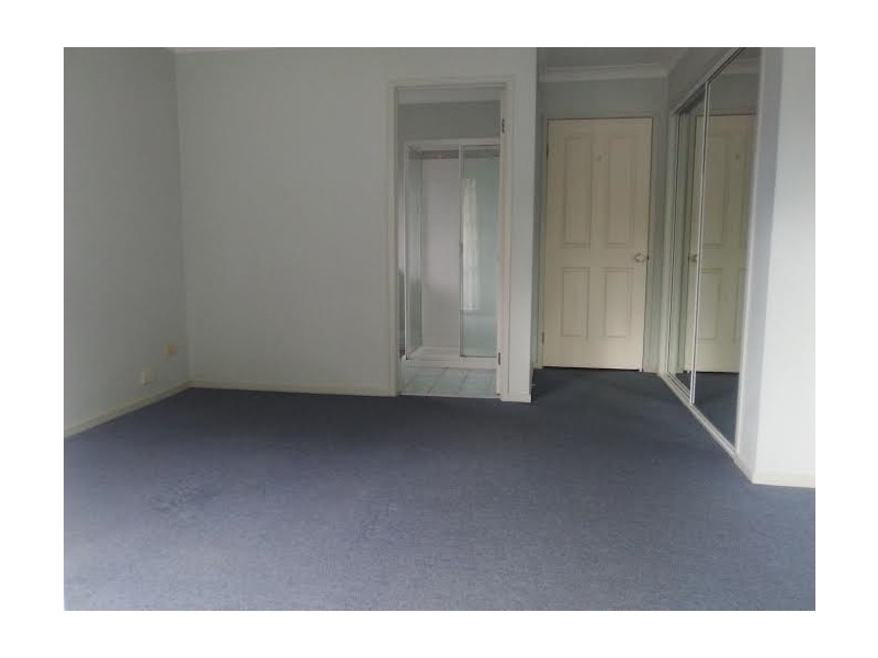 32 Singleton Road, Point Clare NSW 2250