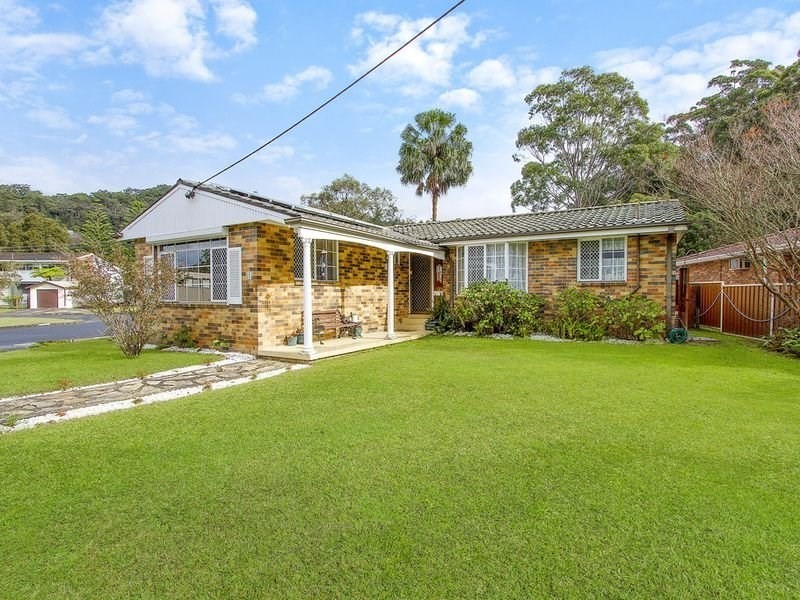 1 Shore Brace, Tascott NSW 2250