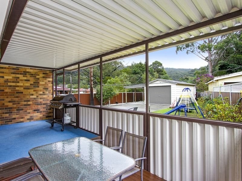 1 Shore Brace, Tascott NSW 2250