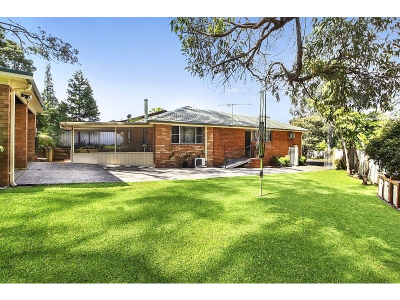 39 Wendy Drive, Point Clare NSW 2250