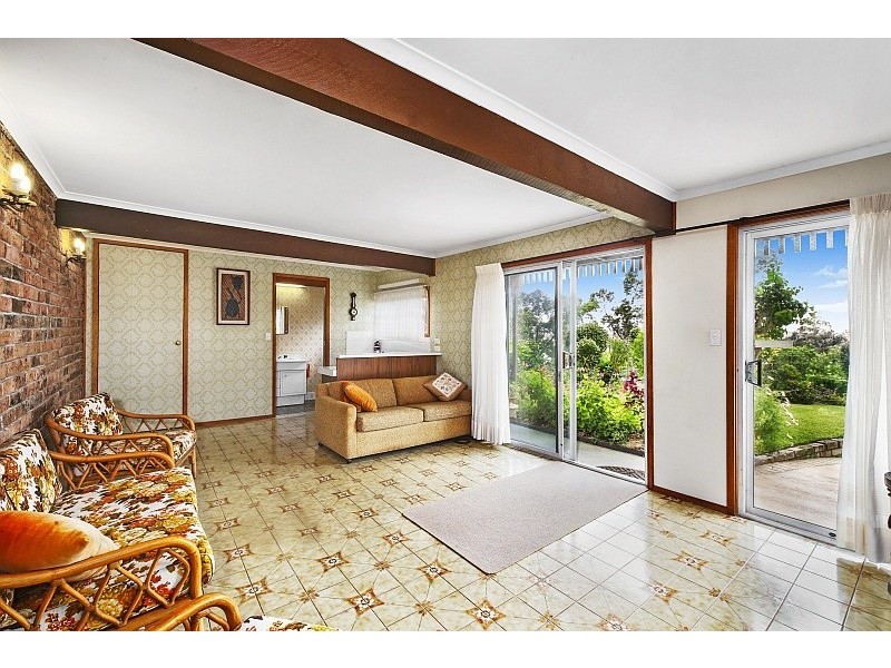 32 Sandstone Crescent, Tascott NSW 2250