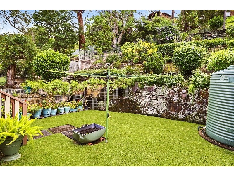 32 Sandstone Crescent, Tascott NSW 2250