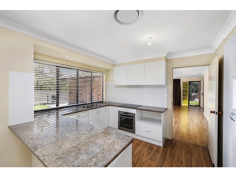 6 Drumalbyn Close, Wyoming NSW 2250