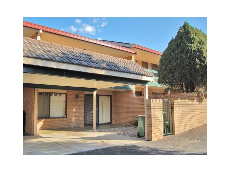 7/15 Kurrawa Avenue, Point Clare NSW 2250