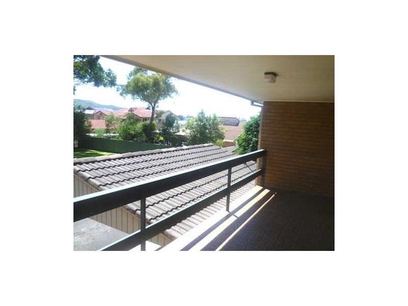 7/15 Kurrawa Avenue, Point Clare NSW 2250