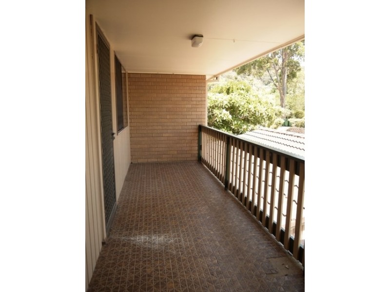4/15 Kurrawa Avenue, Point Clare NSW 2250