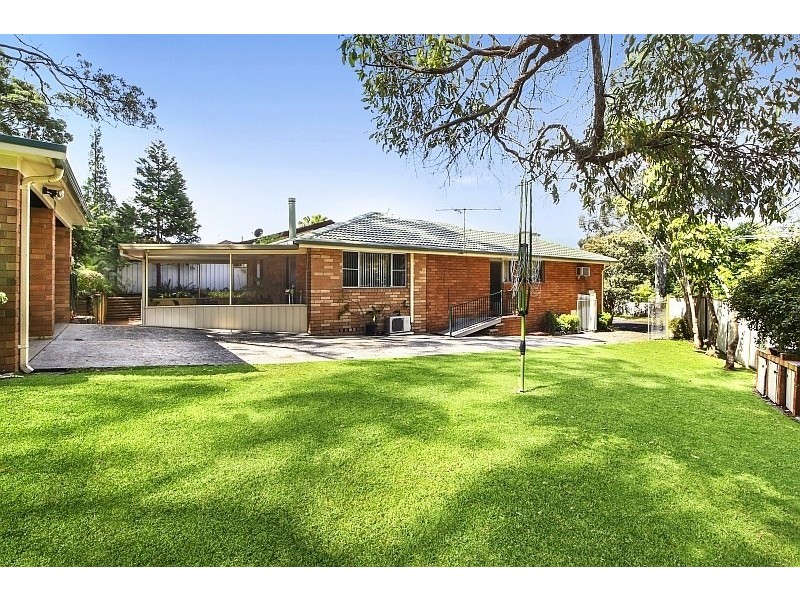 39 Wendy Drive, Point Clare NSW 2250