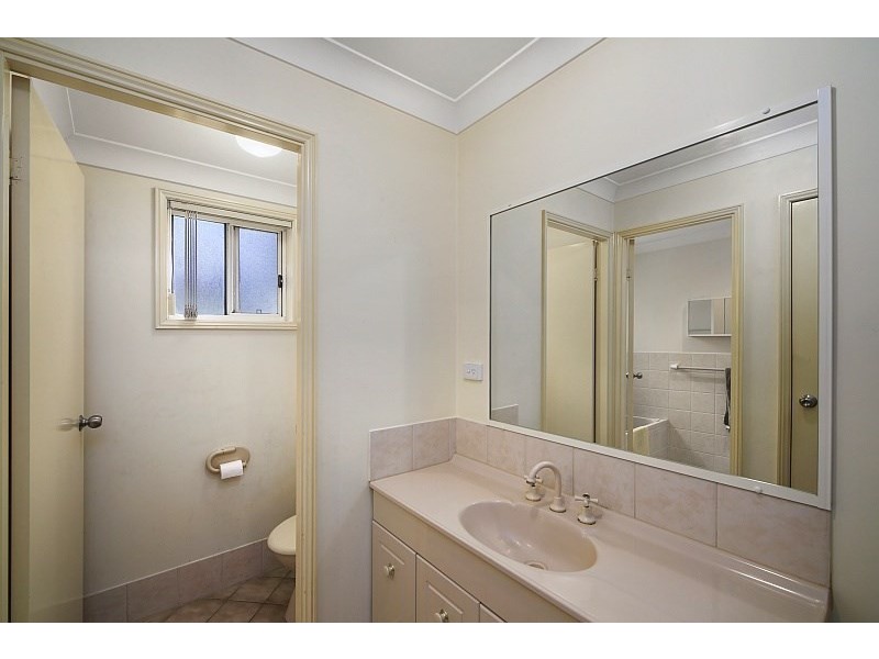 210A Brisbane Water Drive, Point Clare NSW 2250