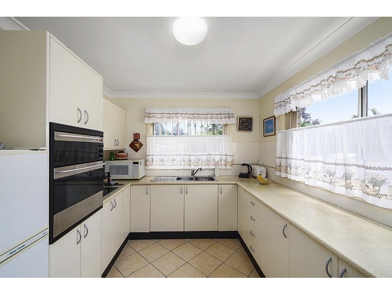210A Brisbane Water Drive, Point Clare NSW 2250