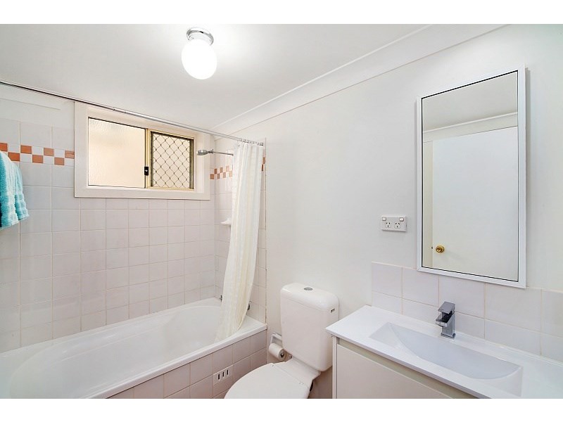 9/219 Brisbane Water Drive, Point Clare NSW 2250
