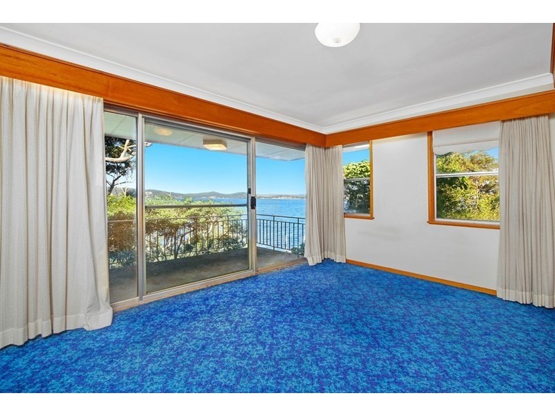 21 Alukea Avenue, Point Clare NSW 2250