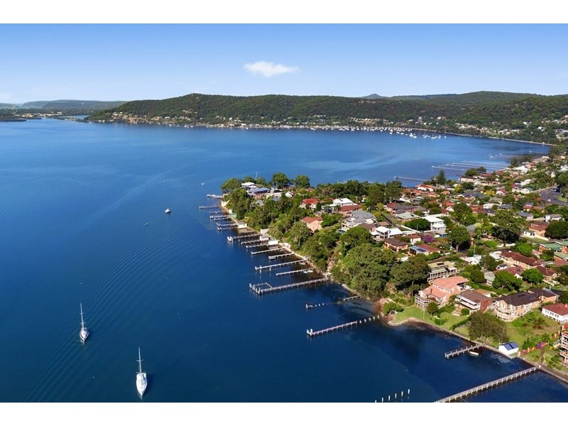 21 Alukea Avenue, Point Clare NSW 2250