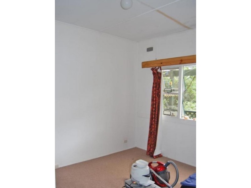 13 Melaleuca Crescent, Tascott NSW 2250