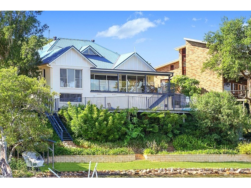 3 Waterview Crescent, Tascott NSW 2250