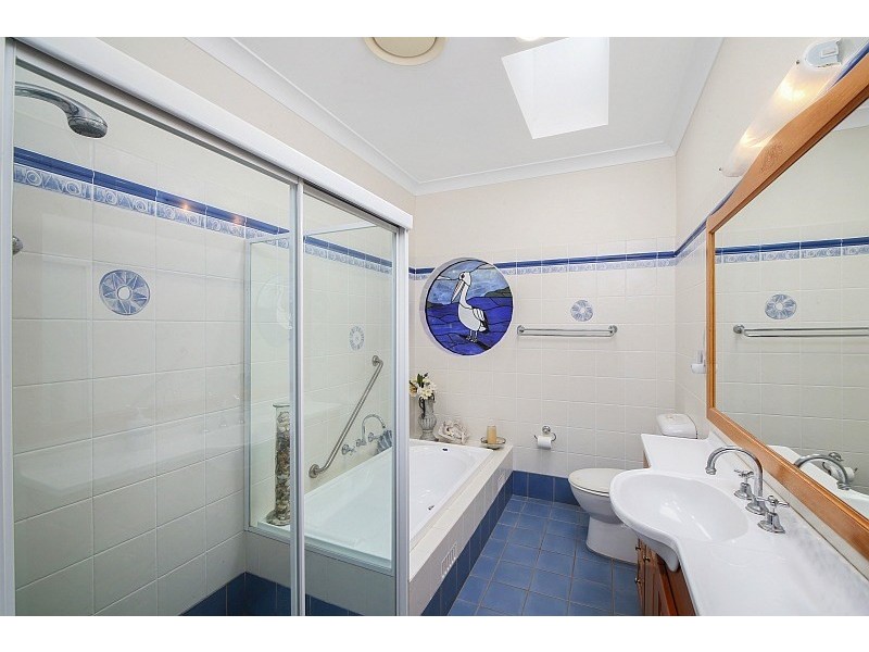 3 Waterview Crescent, Tascott NSW 2250