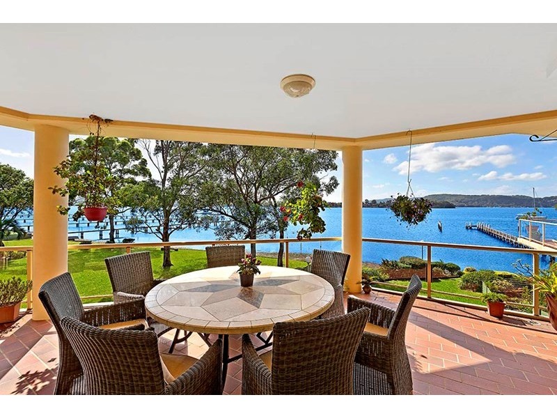 3/9-13 Kurrawa Avenue, Point Clare NSW 2250