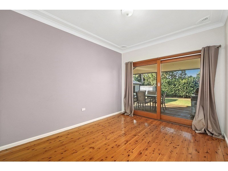248 Brisbane Water Drive, Point Clare NSW 2250