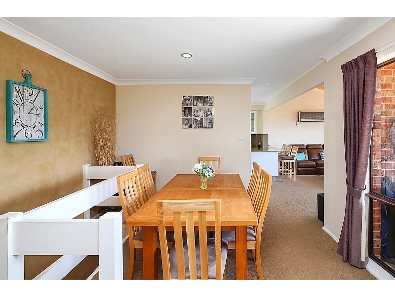 6 Indra Road, Tascott NSW 2250