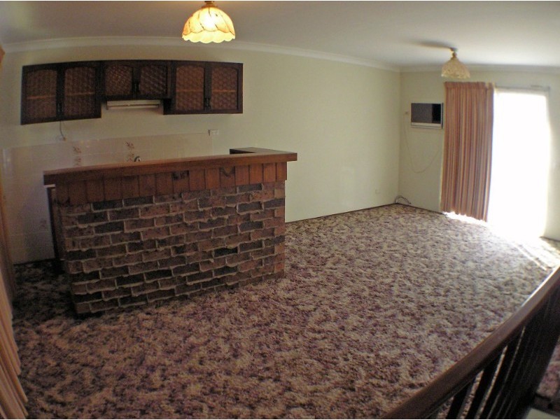 3 Tania Drive, Point Clare NSW 2250