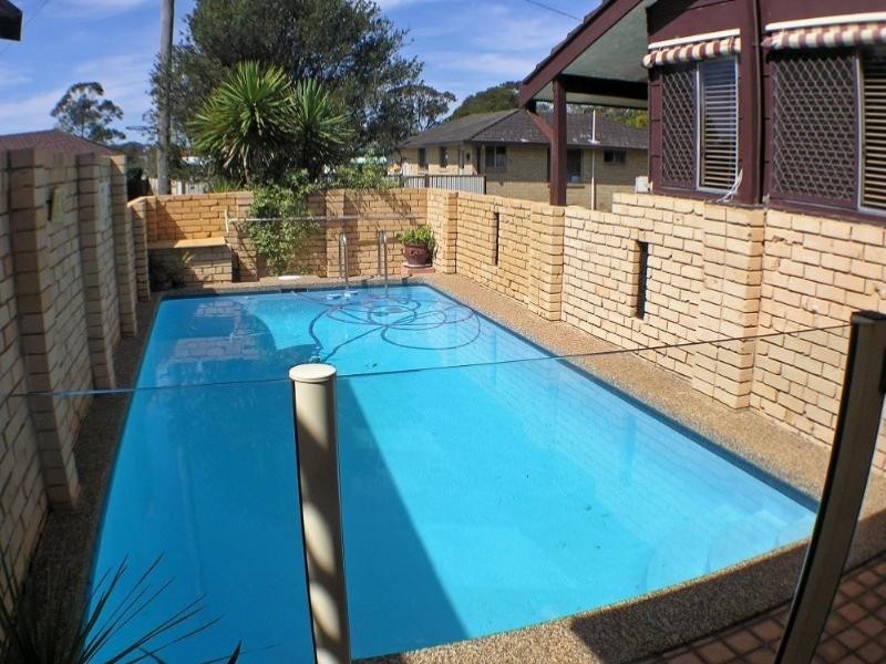 5 Bel-Hilton Parad, Point Clare NSW 2250