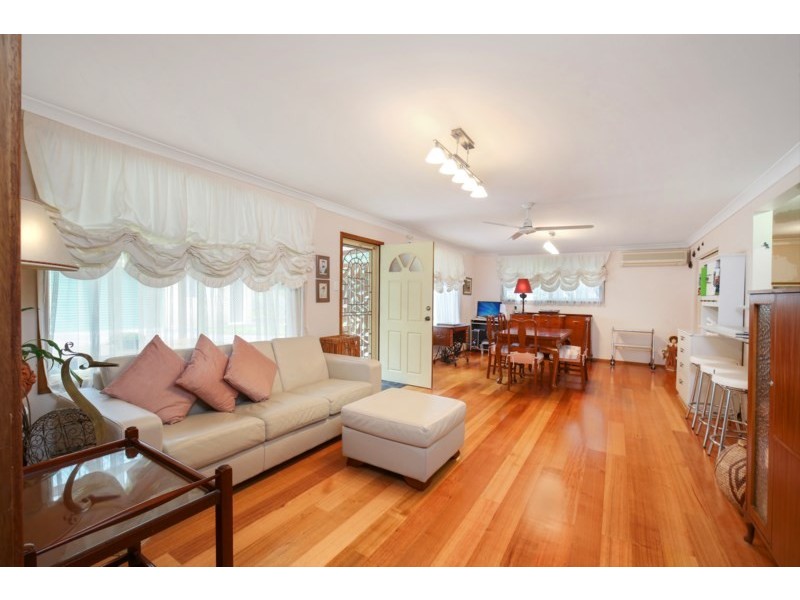 41 Wendy Drive, Point Clare NSW 2250