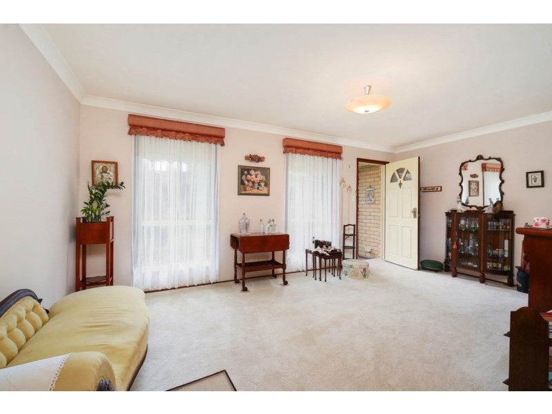 41 Wendy Drive, Point Clare NSW 2250