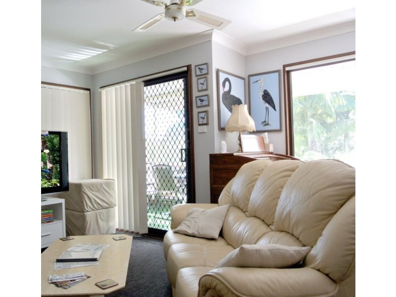 144 Brisbane Water Drive, Point Clare NSW 2250