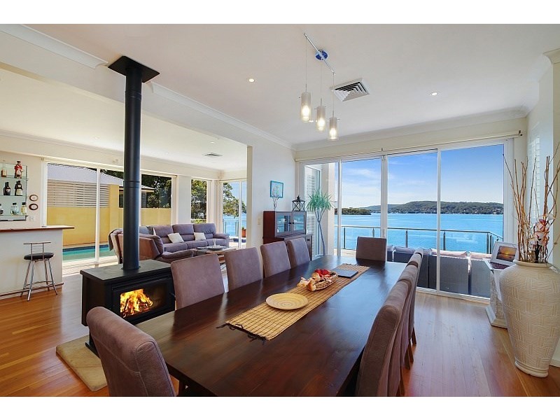 5a Coogee Road, Point Clare NSW 2250