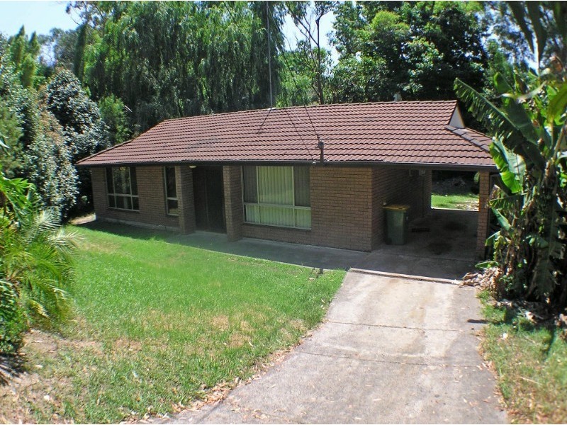 4 Sage Place, Point Clare NSW 2250