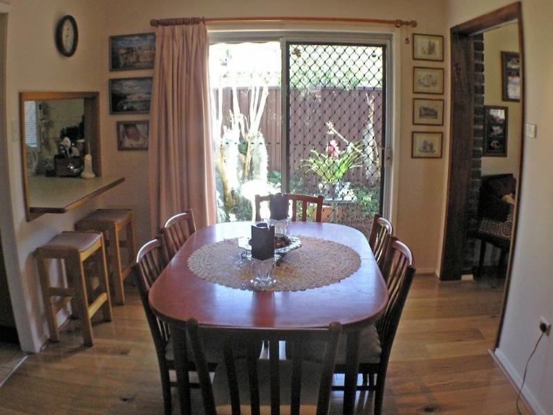 5 Bel-Hilton Parad, West Gosford NSW 2250