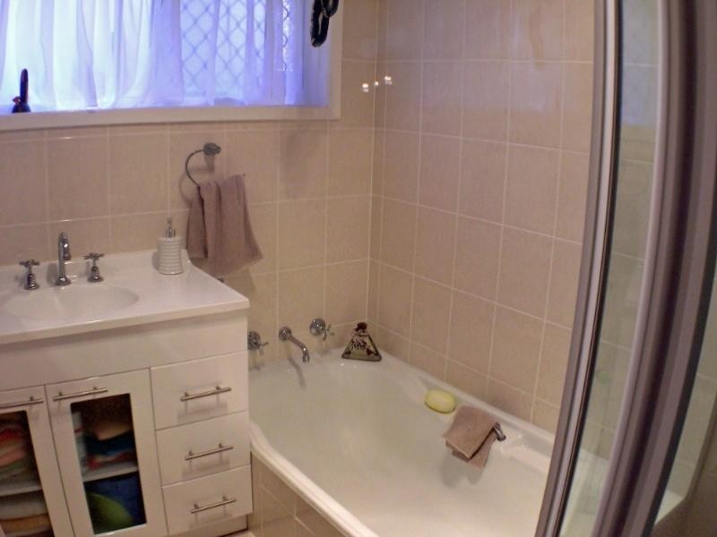 5 Bel-Hilton Parad, West Gosford NSW 2250