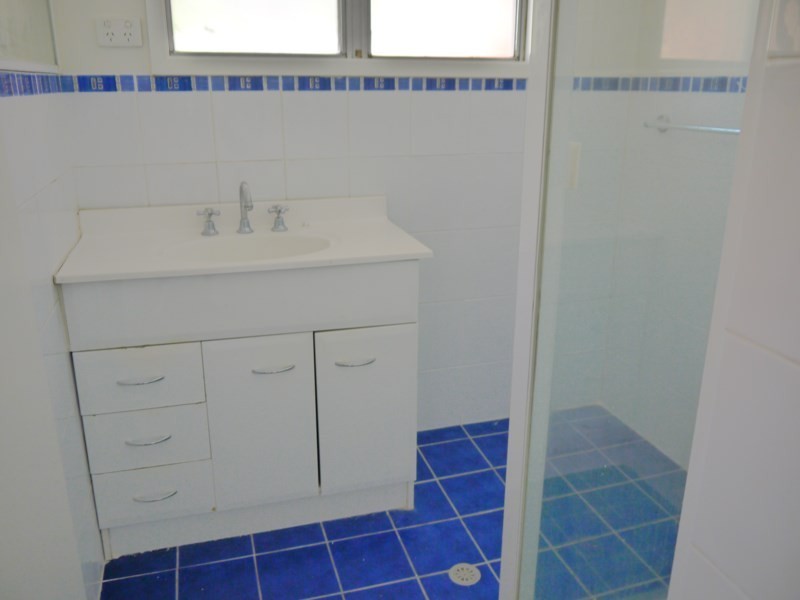 21 Noonan Point Avenue, Point Clare NSW 2250